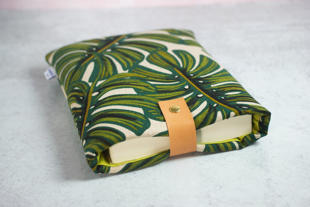 Monstera Book Sleeve - Modern Tally - Book Sleeve