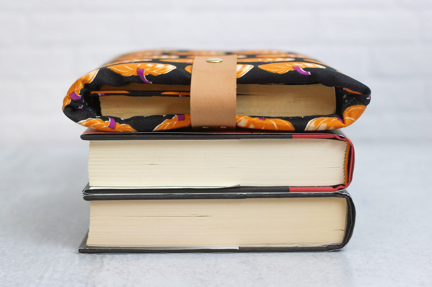 Pumpkin Book Sleeve - Modern Tally - Book Sleeve