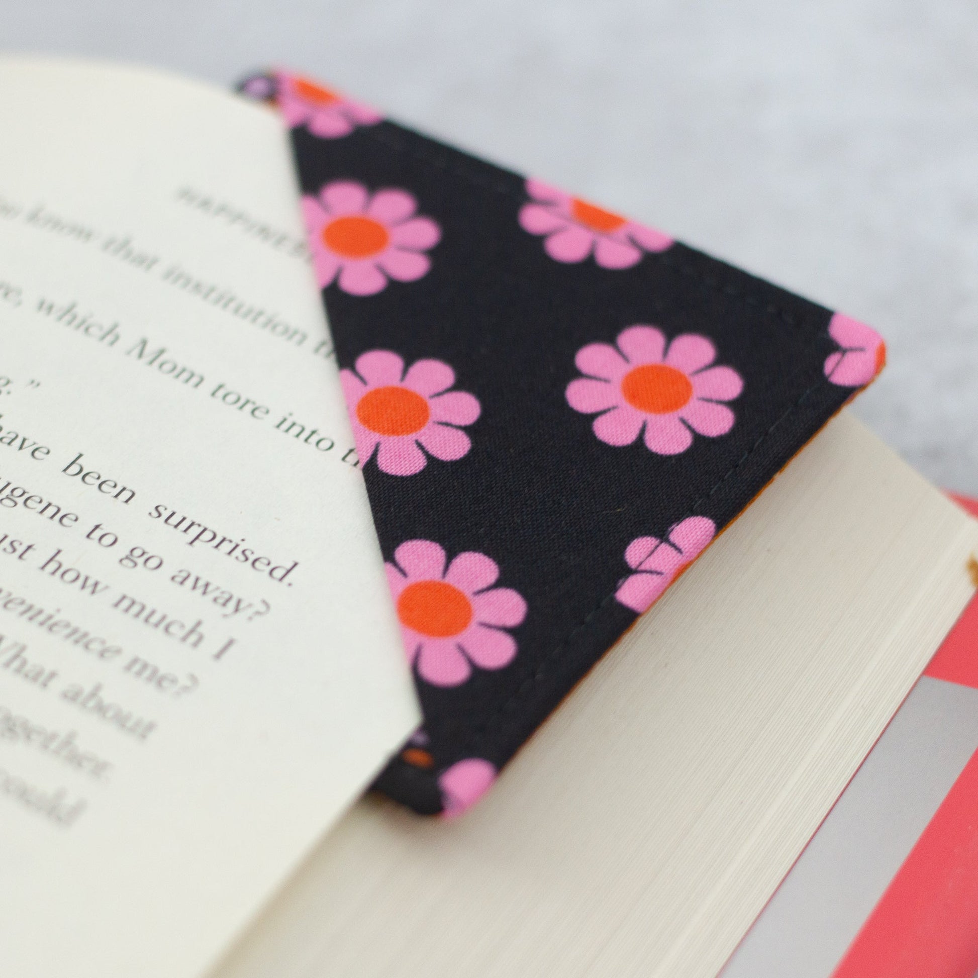 Daisy Pop Bookmark - SECONDS - Modern Tally - Bookmark