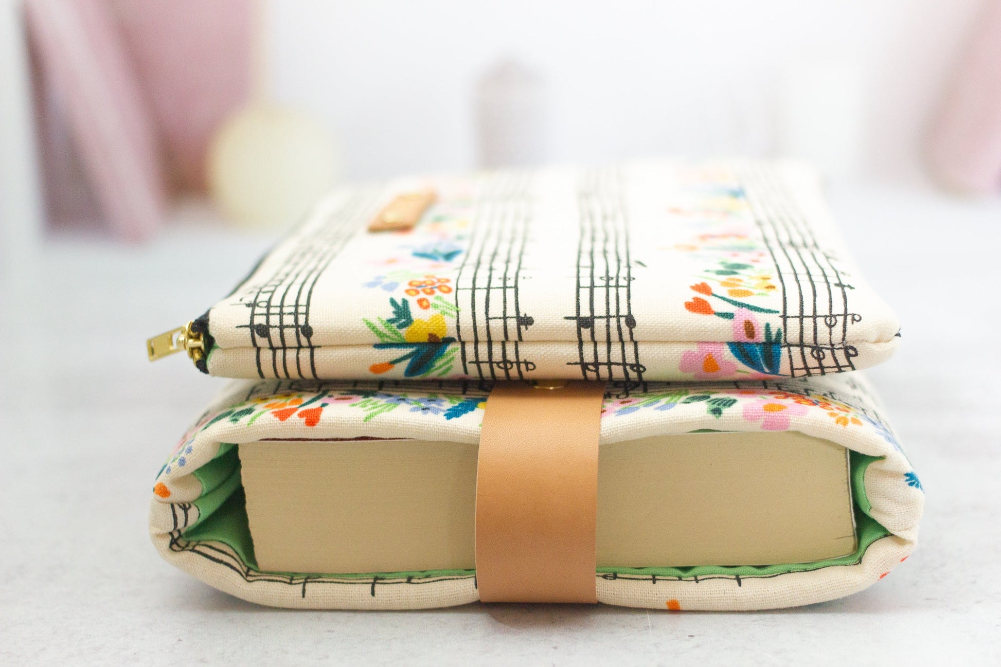 Flower Song Book Sleeve - Modern Tally - Book Sleeve