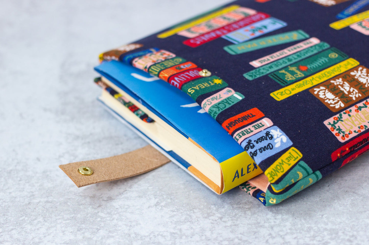 Book Club Book Sleeve - Modern Tally - Book Sleeve