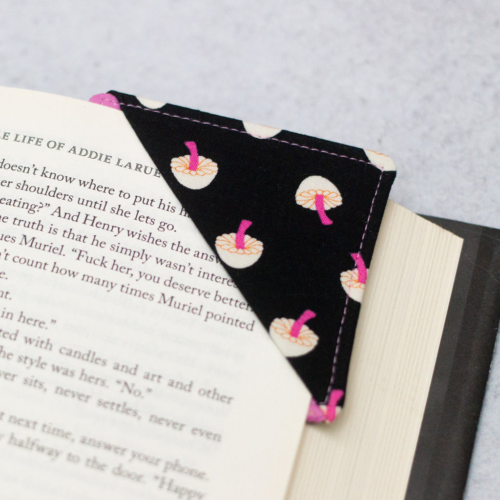 Mushroom Bookmark - Modern Tally - Bookmark