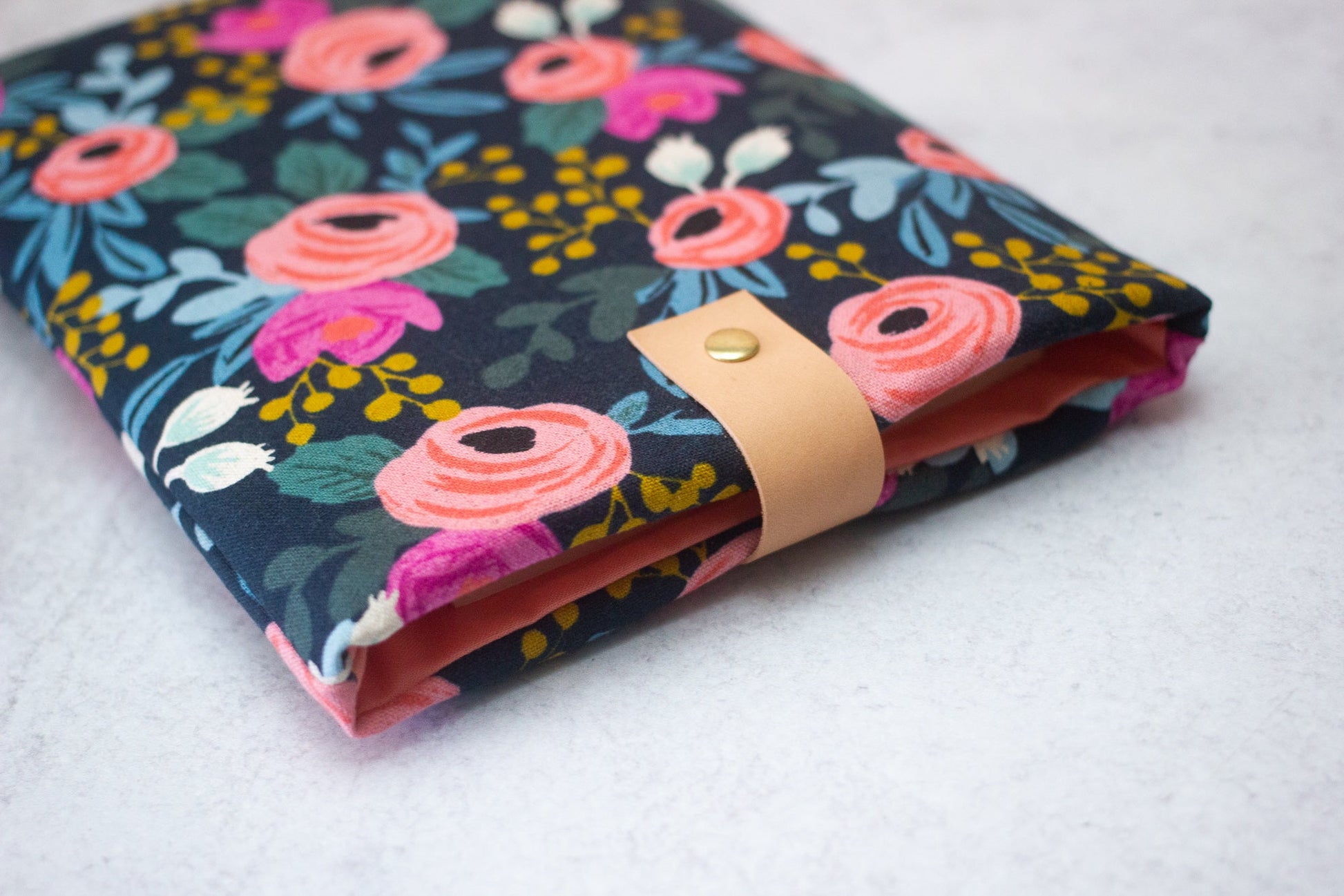 Navy Rosa Book Sleeve - Modern Tally - Book Sleeve