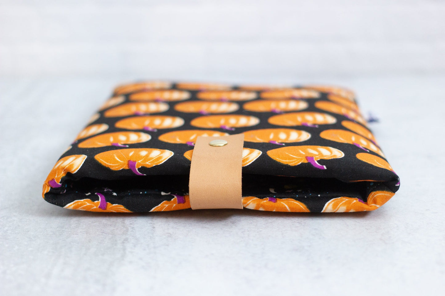 Pumpkin Book Sleeve - Modern Tally - Book Sleeve