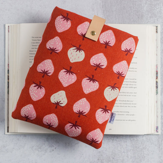 Strawberry Book Sleeve - Modern Tally - Book Sleeve