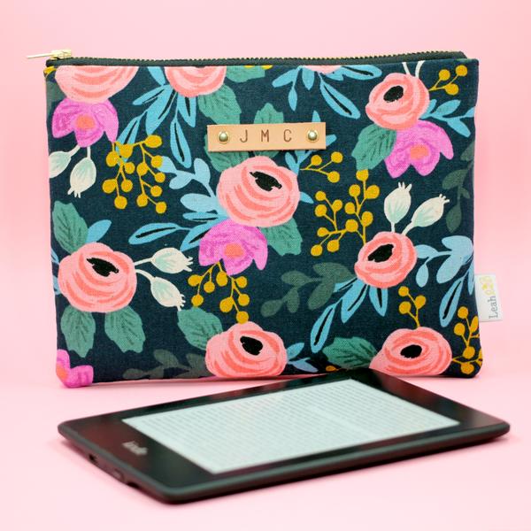 Navy Rosa Kindle Case